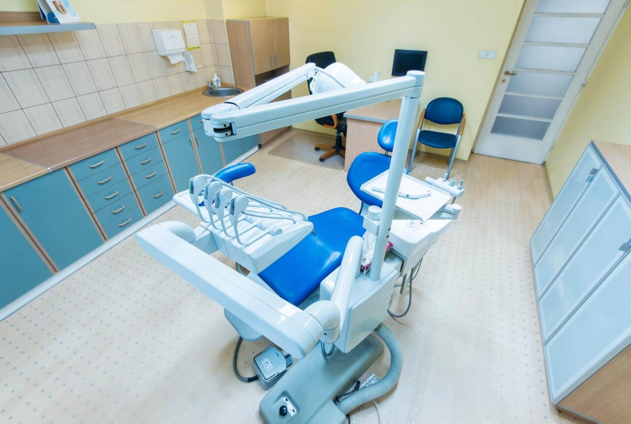 Fotel stomatologiczny.